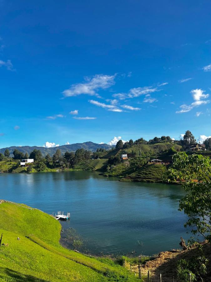 Paradise Lake Hotel Guatapé Buitenkant foto